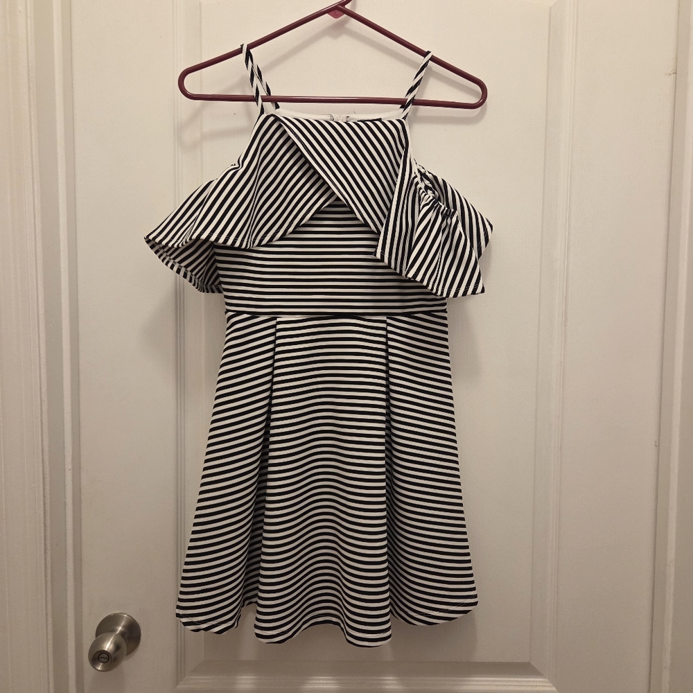 LILT brand mini black and white striped mini dress women's size 12 dress ruffle